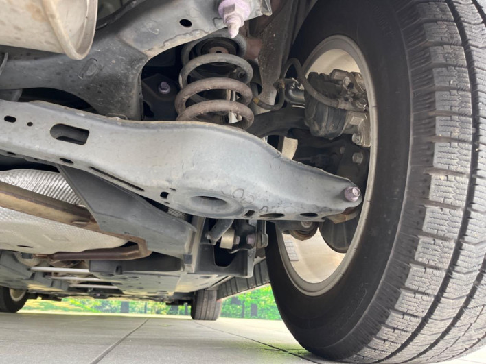 2017 Toyota C-HR DAA-ZYX10 (UW-69ef591eded8f)[20]