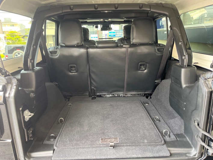 2020 Chrysler Jeep Wrangler Unlimited ABA-JL36L (UW-69f020e63cf56)[12]