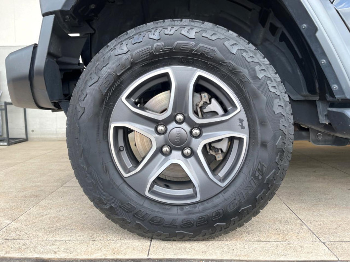 2020 Chrysler Jeep Wrangler Unlimited ABA-JL36L (UW-69f020e63cf56)[17]