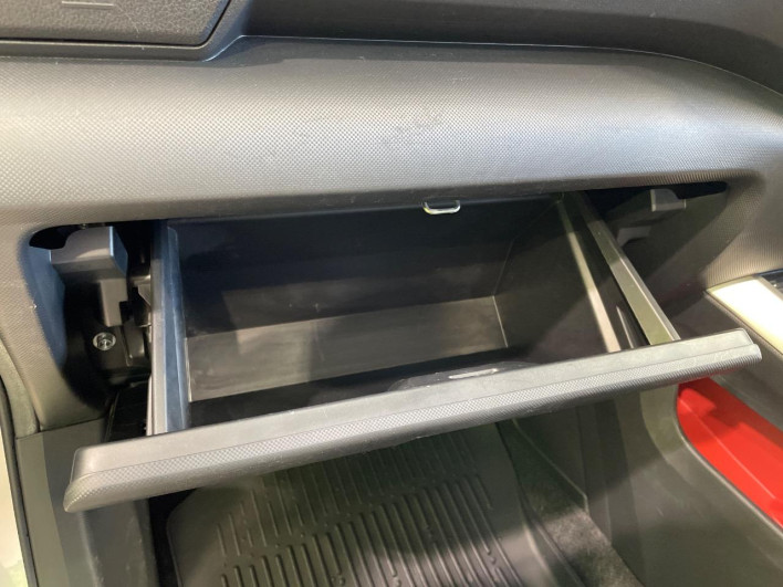 2020 Toyota Raize 5BA-A200A (UW-69f020ea88b07)[25]