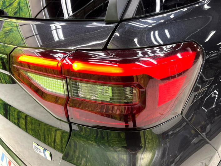 2022 Toyota Raize 5AA-A202A (UW-69f020ee7251c)[27]