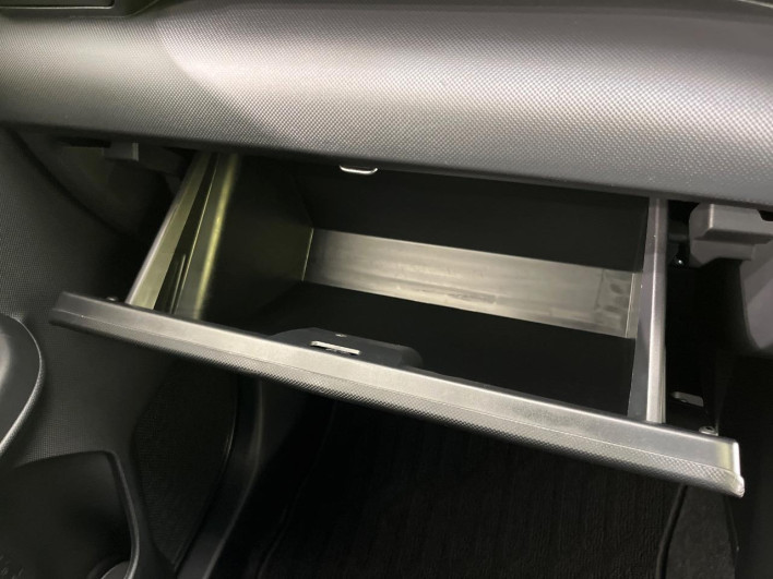 2022 Toyota Raize 5AA-A202A (UW-69f020eeaa41f)[19]