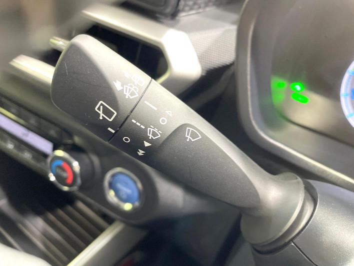 2022 Toyota Raize 5AA-A202A (UW-69f020eec7623)[27]