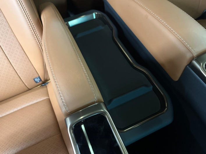 2024 Toyota Vellfire Hybrid 6AA-AAHH40W (UW-69f020f258a24)[27]