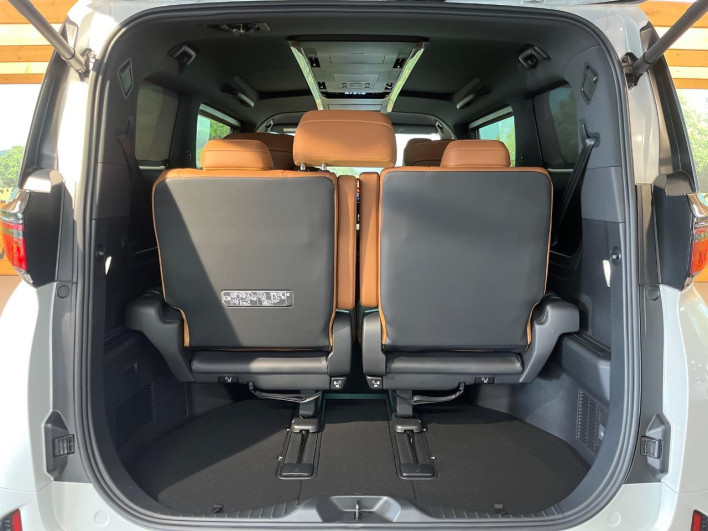 2024 Toyota Vellfire Hybrid 6AA-AAHH40W (UW-69f020f258a24)[15]