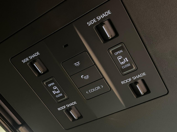 2024 Toyota Vellfire Hybrid 6AA-AAHH40W (UW-69f020f258a24)[24]