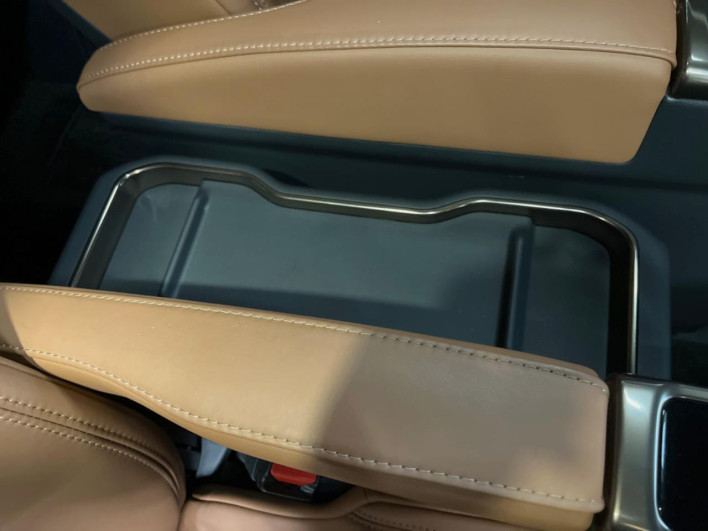 2024 Toyota Vellfire Hybrid 6AA-AAHH40W (UW-69f020f2beeea)[25]