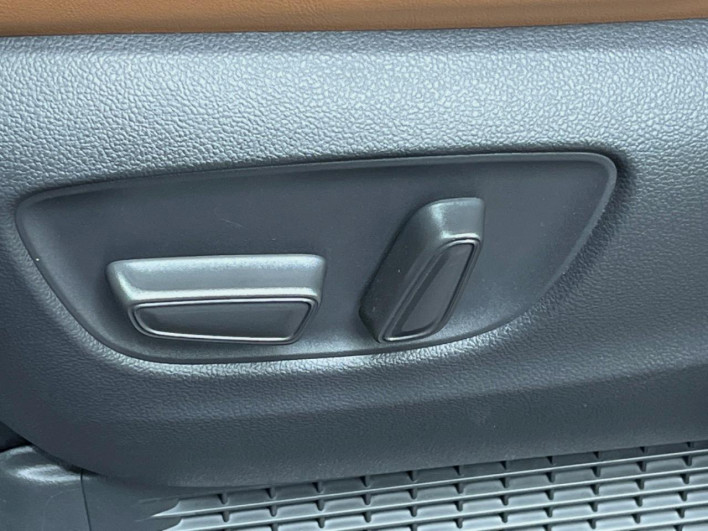 2024 Toyota Vellfire Hybrid 6AA-AAHH40W (UW-69f020f2beeea)[5]