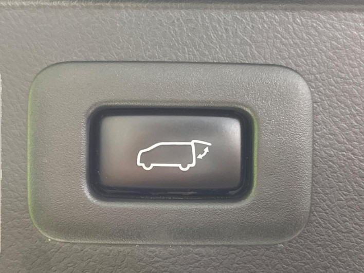 2016 Toyota Vellfire DBA-AGH30W (UW-69f020f46101a)[17]