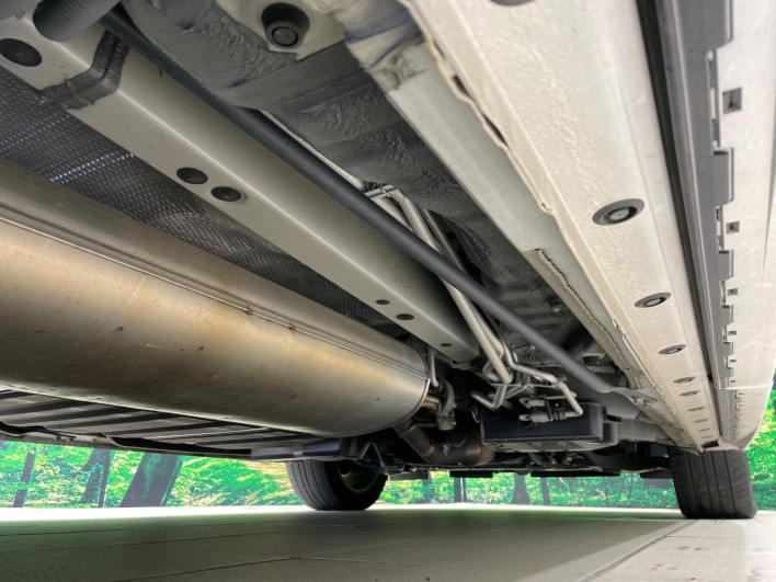 2016 Toyota Vellfire DBA-AGH30W (UW-69f020f46db5a)[18]