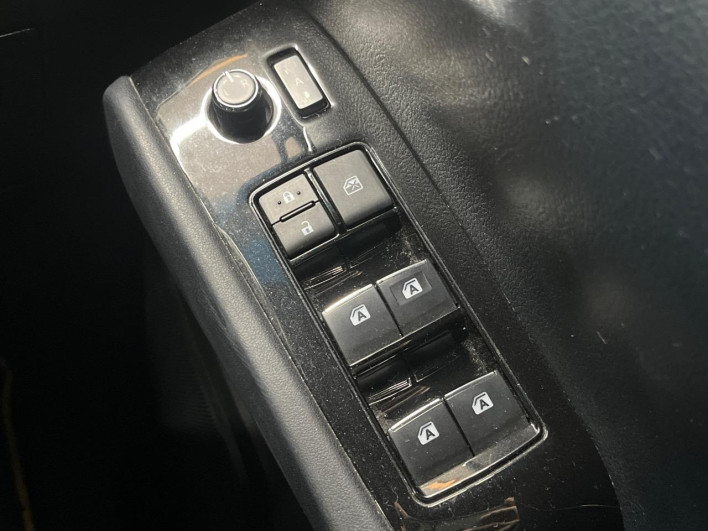 2017 Toyota Vellfire DBA-AGH30W (UW-69f020f5e5716)[23]