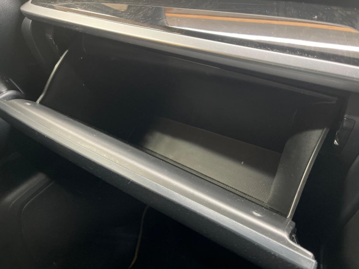 2017 Toyota Vellfire DBA-AGH30W (UW-69f020f5e5716)[29]