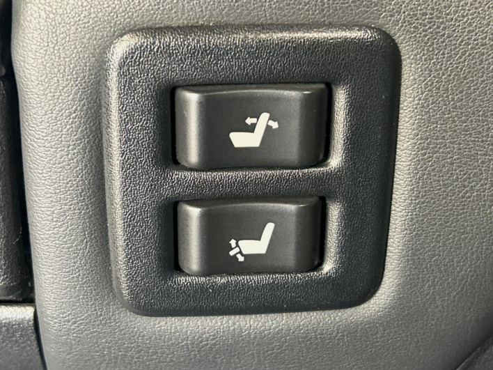 2019 Toyota Alphard DBA-AGH30W (UW-69f020f696c1a)[18]