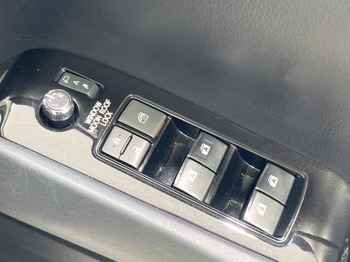 2020 Toyota Alphard 3BA-AGH30W (UW-69f020f80e171)[7]