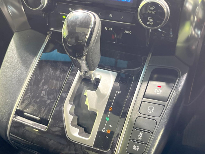 2020 Toyota Alphard 3BA-AGH30W (UW-69f020f80e171)[23]