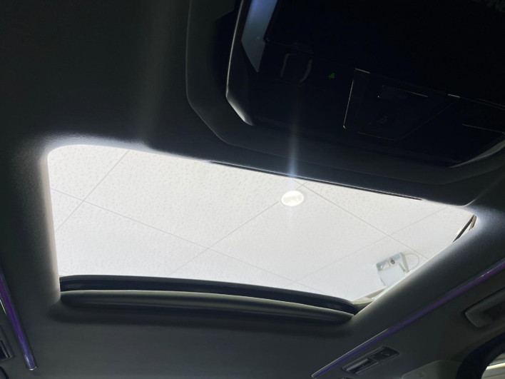 2020 Toyota Alphard 3BA-AGH30W (UW-69f020f873a12)[18]