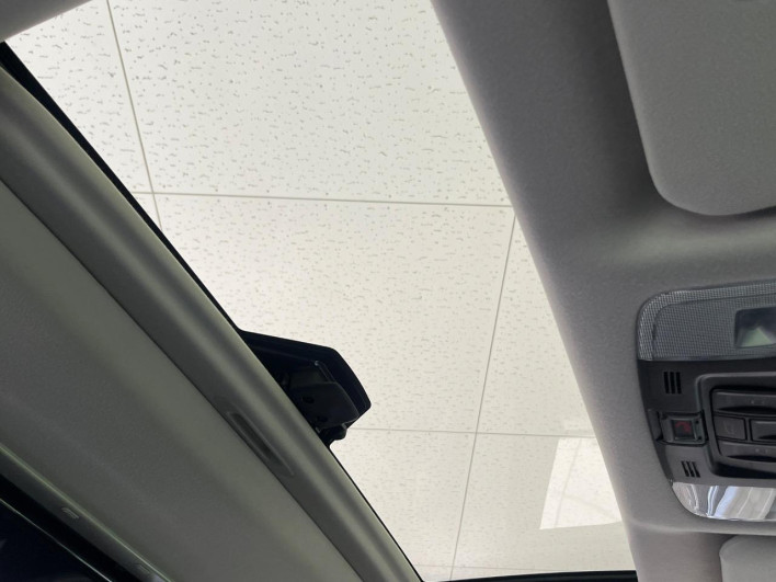 2020 Toyota Alphard 3BA-AGH30W (UW-69f020f873a12)[19]