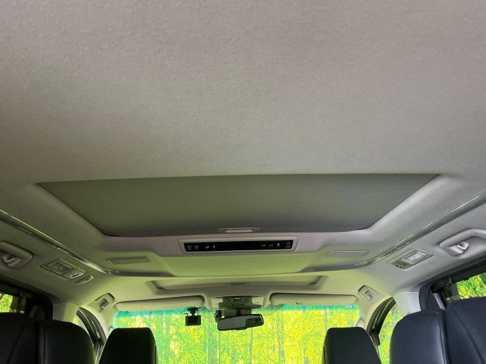 2020 Toyota Alphard 3BA-AGH30W (UW-69f020f8c0b36)[23]