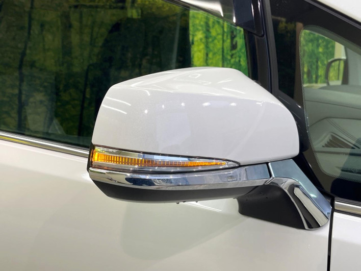 2020 Toyota Alphard 3BA-AGH30W (UW-69f020f99e674)[13]