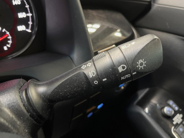 2021 Toyota Alphard 3BA-AGH30W (UW-69f020fa39c2e)[9]