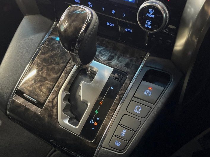 2021 Toyota Alphard 3BA-AGH30W (UW-69f020fa39c2e)[8]