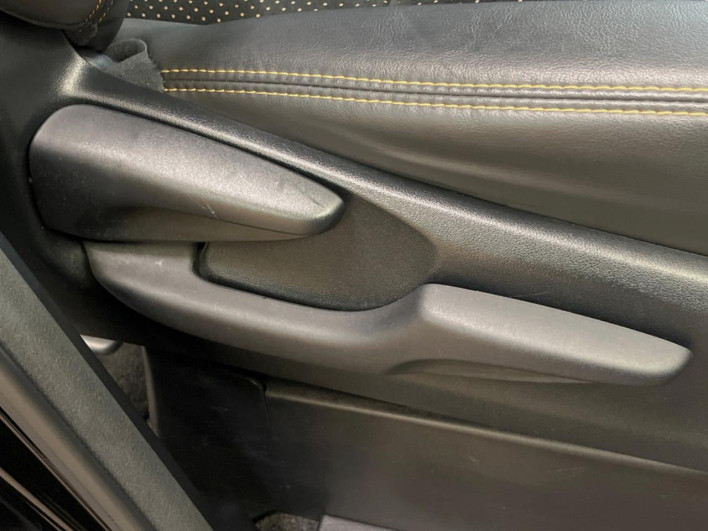 2021 Toyota Alphard 3BA-AGH30W (UW-69f020fa39c2e)[26]