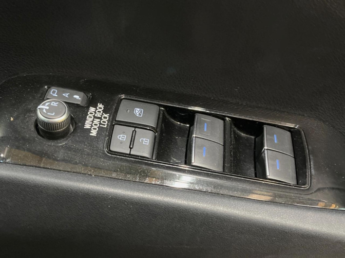 2021 Toyota Alphard 3BA-AGH30W (UW-69f020fa39c2e)[22]