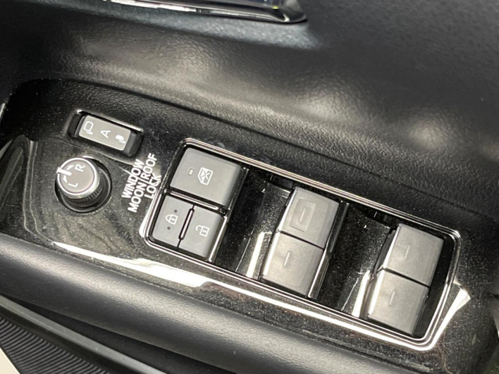 2022 Toyota Alphard 3BA-AGH30W (UW-69f020fbcd71f)[14]