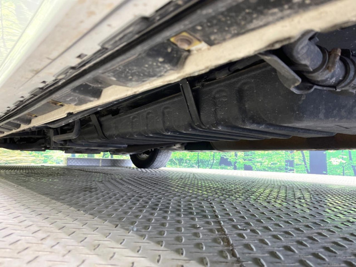 2015 Toyota Vellfire DBA-AGH35W (UW-69f020fcb285b)[4]