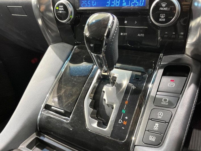 2015 Toyota Vellfire DBA-AGH35W (UW-69f020fcb285b)[25]