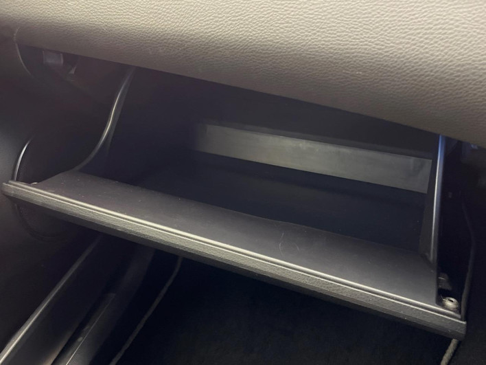 2018 Toyota Harrier DBA-ASU65W (UW-69f020fe9ab04)[26]