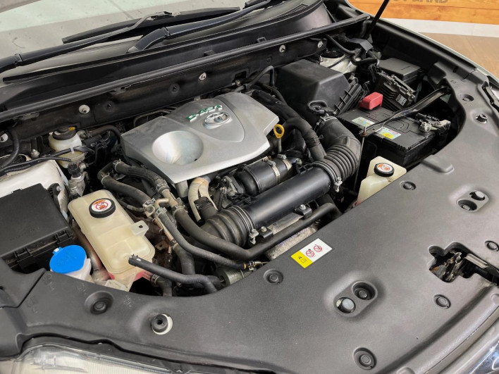 2018 Toyota Harrier DBA-ASU65W (UW-69f020fe9ab04)[14]