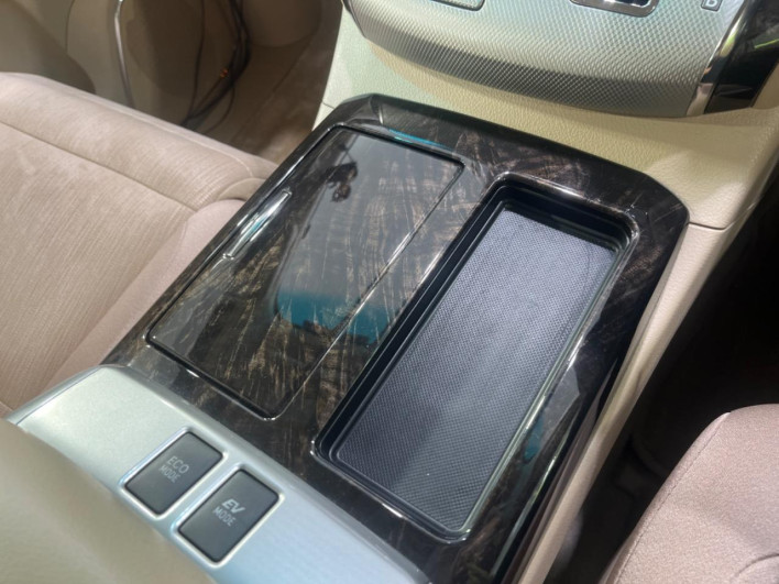 2012 Toyota Alphard Hybrid DAA-ATH20W (UW-69f020fec22a9)[17]