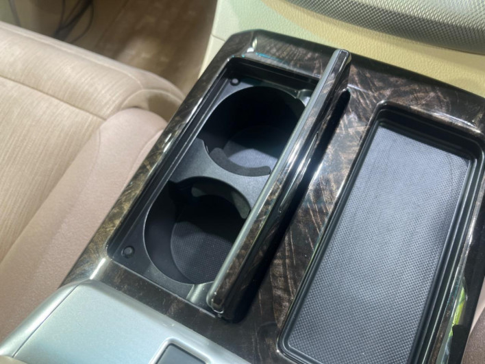 2012 Toyota Alphard Hybrid DAA-ATH20W (UW-69f020fec22a9)[18]