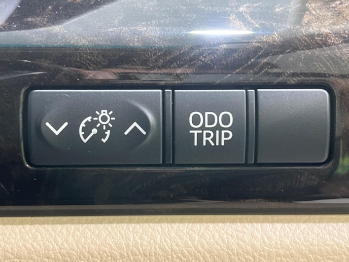 2012 Toyota Alphard Hybrid DAA-ATH20W (UW-69f020fec22a9)[29]