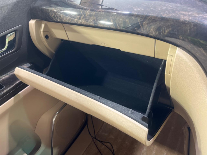 2012 Toyota Alphard Hybrid DAA-ATH20W (UW-69f020fec22a9)[5]