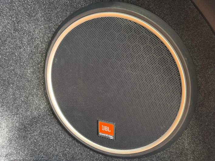 2016 Toyota Harrier Hybrid DAA-AVU65W (UW-69f021003af42)[6]