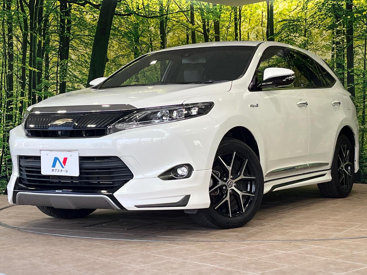 2016 Toyota Harrier Hybrid DAA-AVU65W