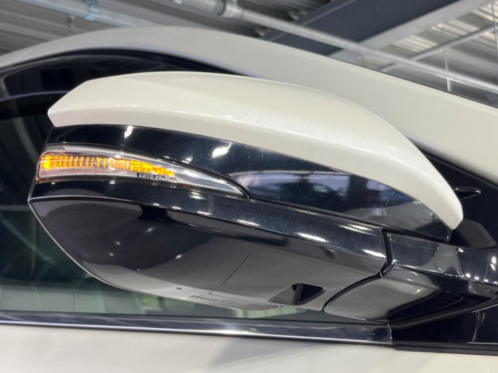 2018 Toyota Harrier Hybrid DAA-AVU65W (UW-69f021003c965)[5]