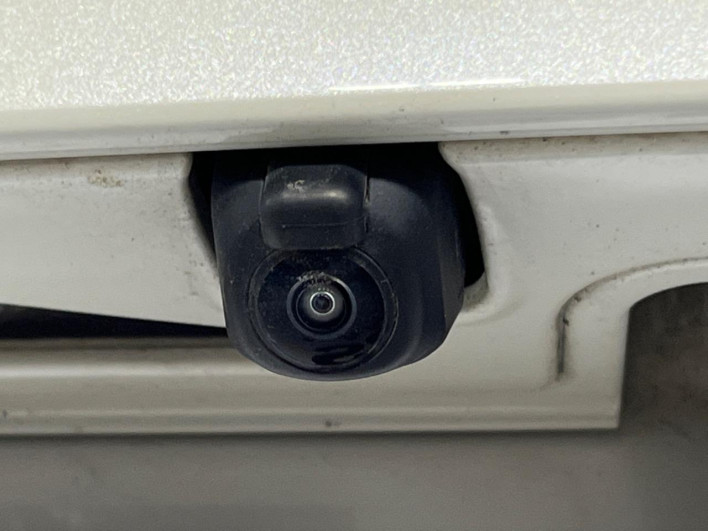 2018 Toyota Harrier Hybrid DAA-AVU65W (UW-69f021003c965)[27]