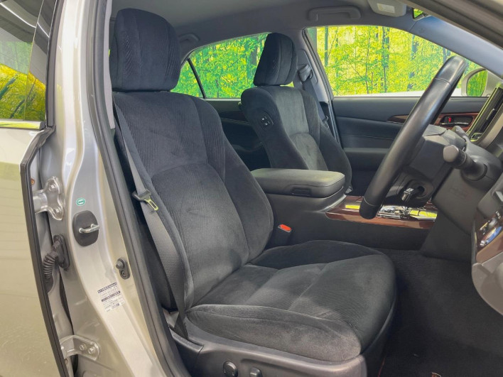 2014 Toyota Crown Hybrid DAA-AWS210 (UW-69f0210089cd2)[11]