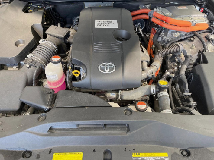 2014 Toyota Crown Hybrid DAA-AWS210 (UW-69f0210089cd2)[5]