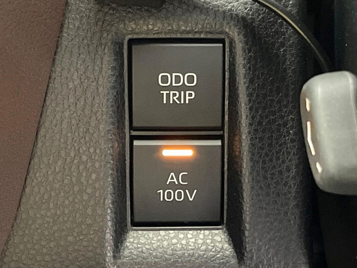 2020 Toyota Harrier Hybrid 6AA-AXUH80 (UW-69f0210226ba6)[22]