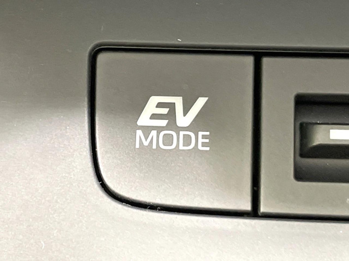 2020 Toyota Harrier Hybrid 6AA-AXUH80 (UW-69f0210226ba6)[15]