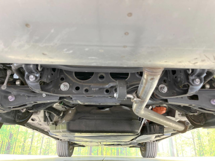 2020 Toyota Harrier Hybrid 6AA-AXUH80 (UW-69f02102604e1)[22]