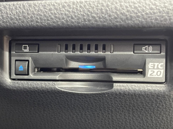 2021 Toyota Harrier Hybrid 6AA-AXUH80 (UW-69f02102c6985)[19]