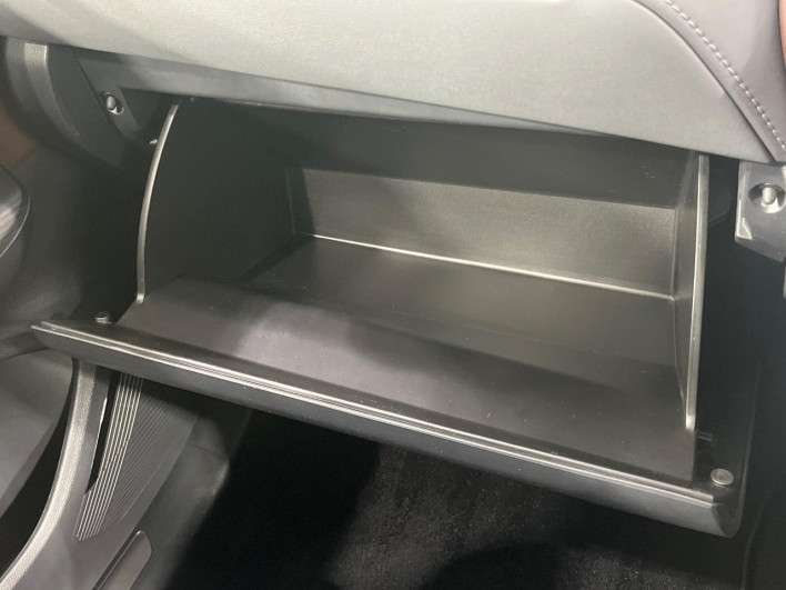 2021 Toyota Harrier Hybrid 6AA-AXUH80 (UW-69f02102c6985)[27]