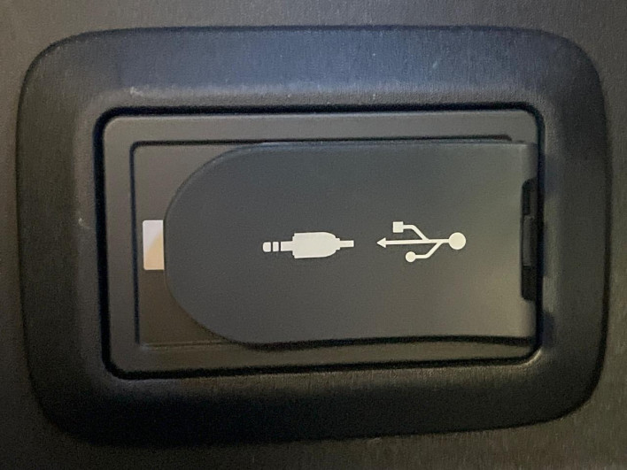 2021 Toyota Harrier Hybrid 6AA-AXUH80 (UW-69f02102c6985)[4]