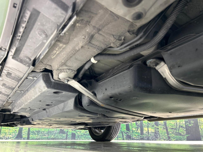 2022 Toyota Harrier Hybrid 6AA-AXUH80 (UW-69f02103e7b56)[24]