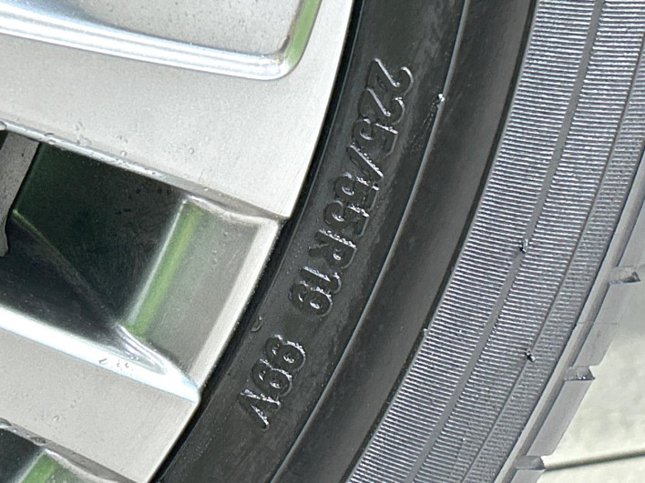 2022 Toyota Harrier Hybrid 6AA-AXUH80 (UW-69f02103e7b56)[17]